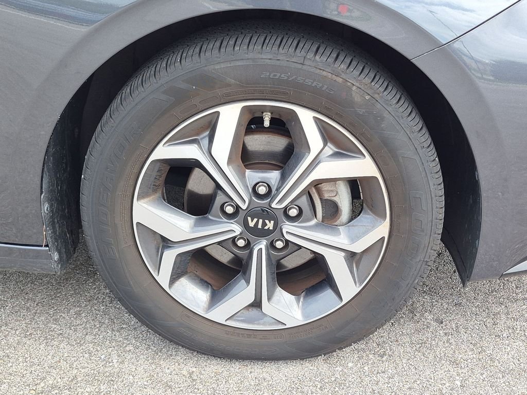 Used 2019 Gray Kia LXS image 9