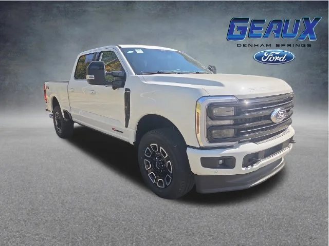 New 2027 Star White Metallic Tri-Coat Ford F-250® Platinum® image 1