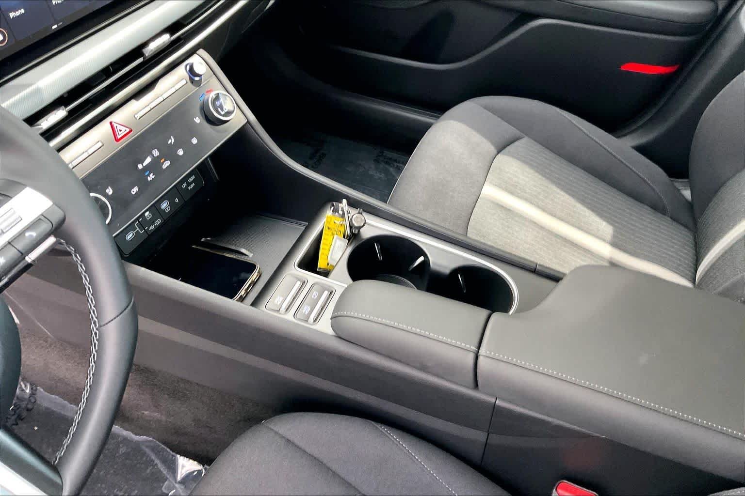 Used 2026 Portofino Gray Hyundai SEL Sport image 17