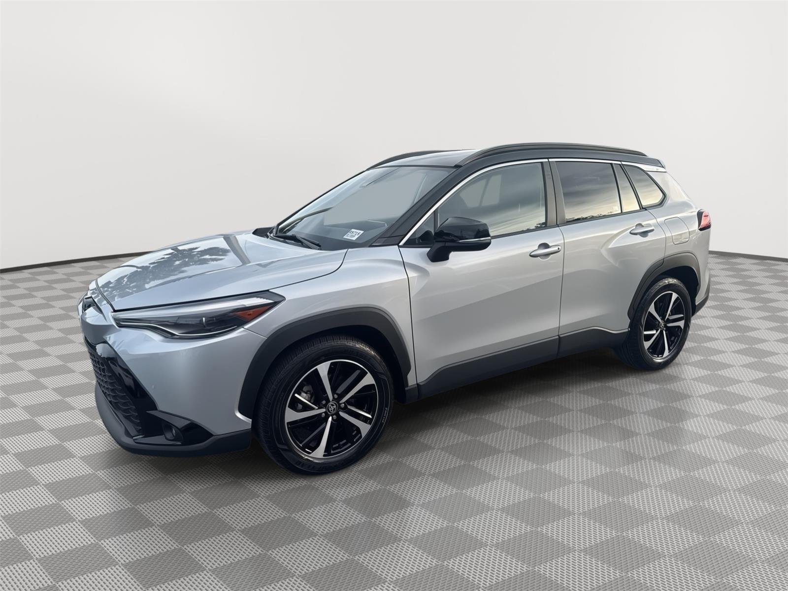 Used 2025 Sonic Silver/Jet Black Toyota XSE image 1
