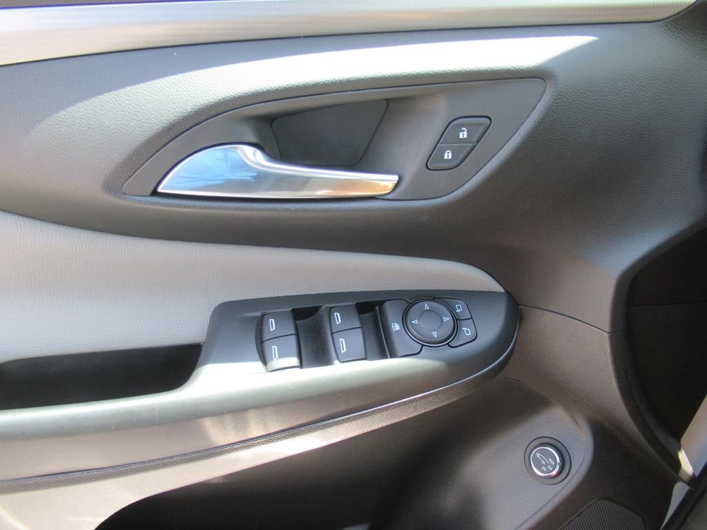 Used 2024 White Buick Avenir image 21