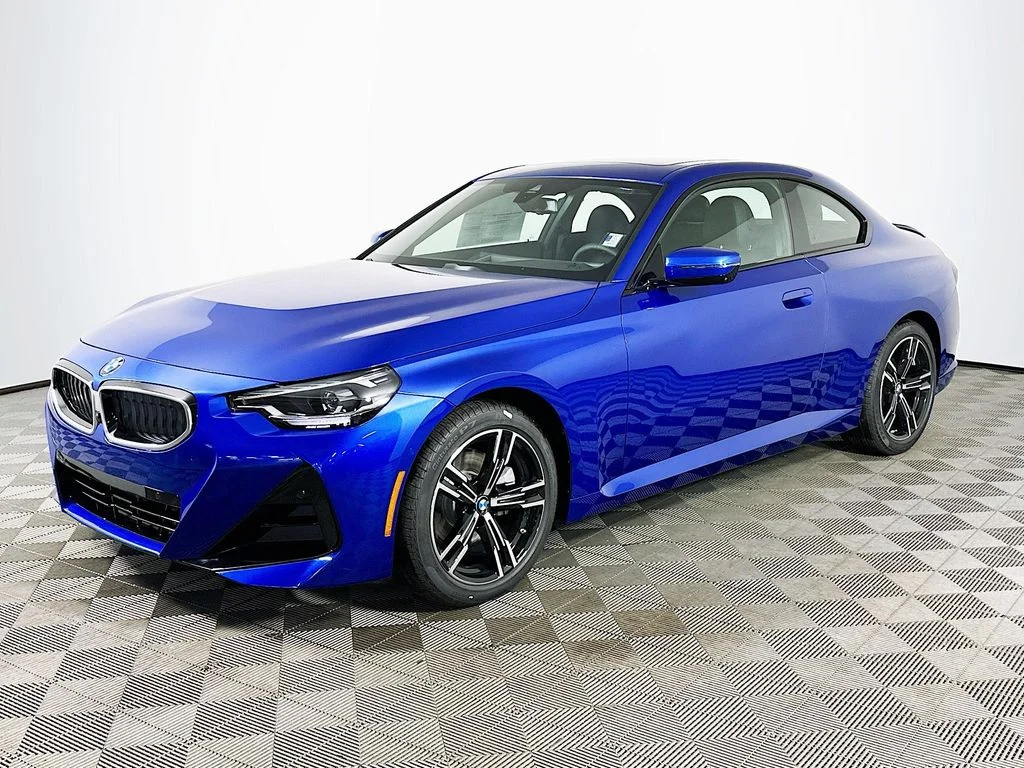 2026 BMW 2 Series 230i xDrive Coupe's photo