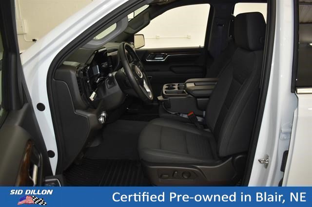 Used 2024 Summit White GMC SLE image 6