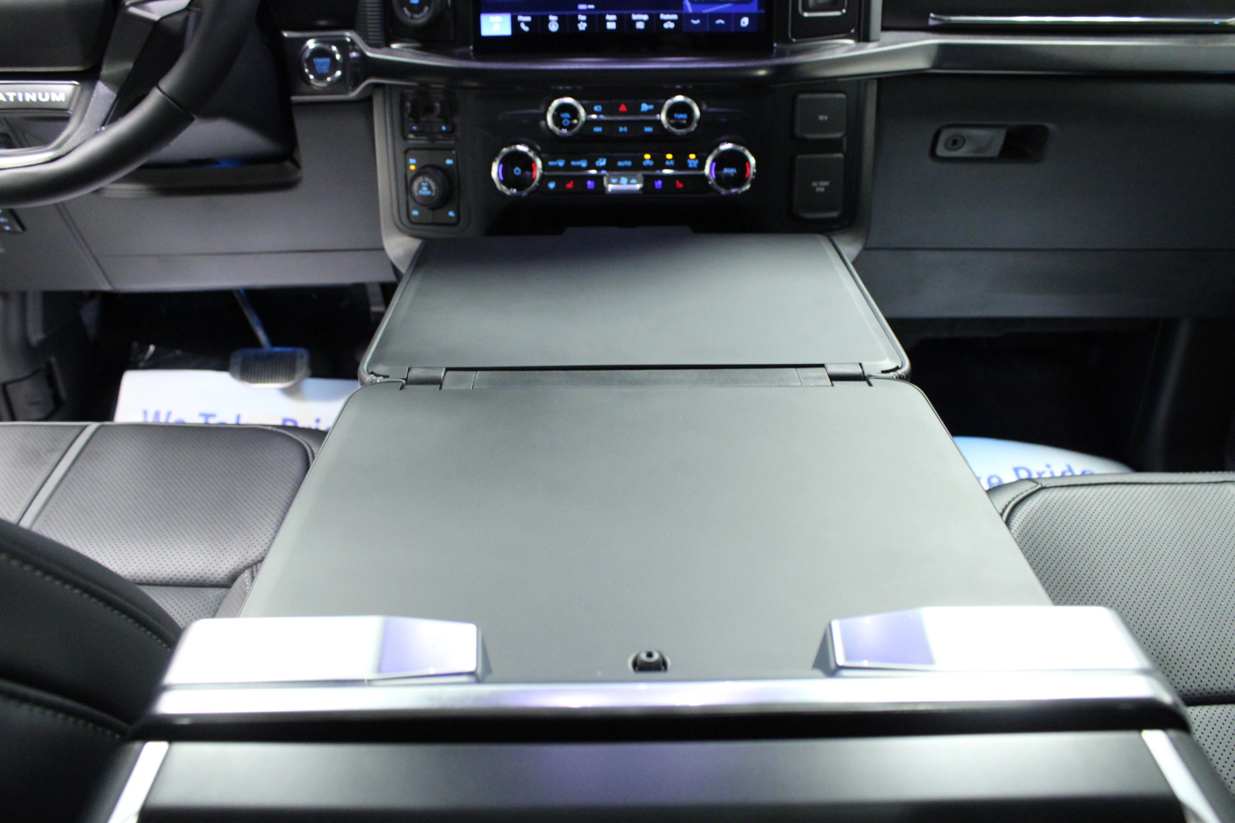 New 2026 Agate Black Metallic Ford Platinum® image 20