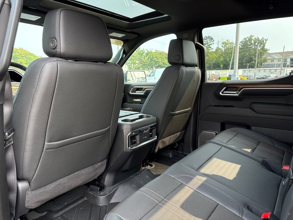 New 2026 Black Chevrolet High Country image 23