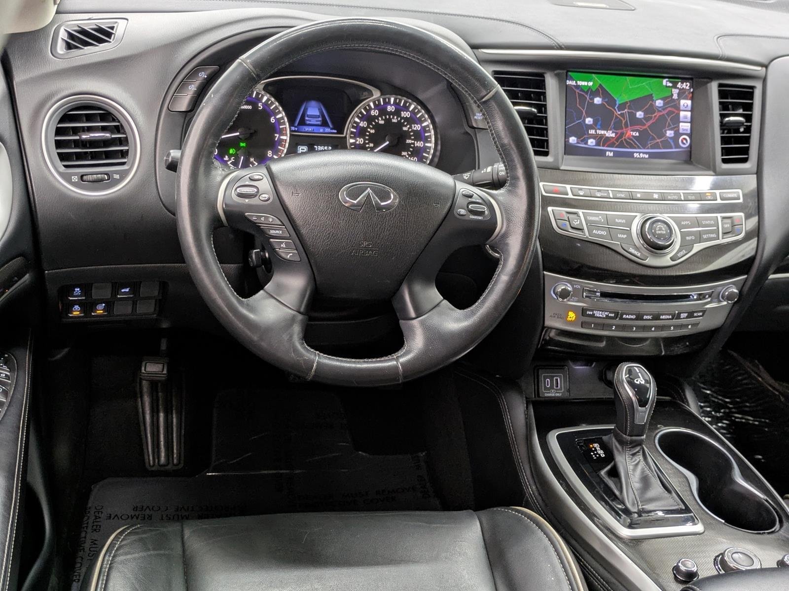 2020 Infiniti QX60 Luxe photo 3