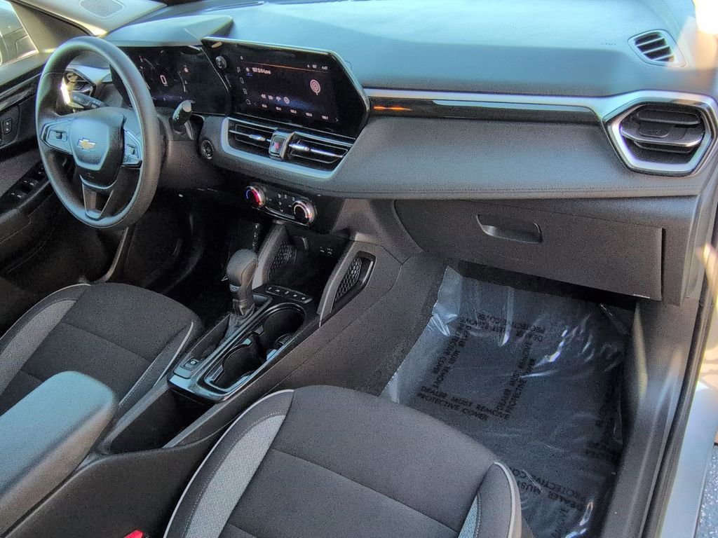 2025 Chevrolet Trailblazer LT - Photo 31