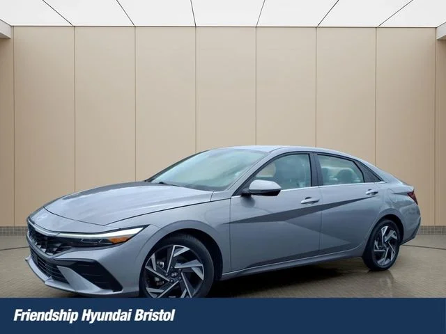 Used 2025 Silver Hyundai Limited image 1