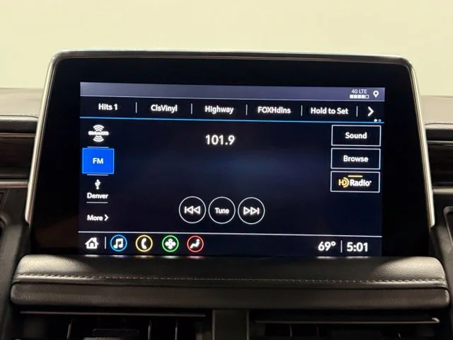 Used 2021 Black Chevrolet LT image 23