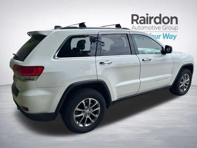 Used 2014 Bright White Clearcoat Jeep Limited image 6
