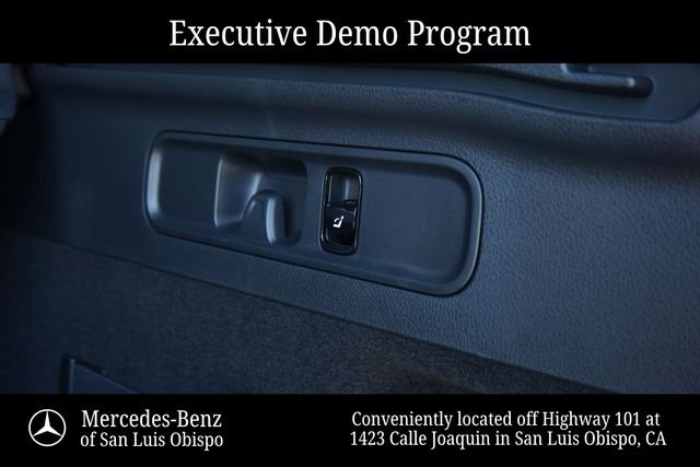 Used 2026  Mercedes-Benz GLC 300 image 9