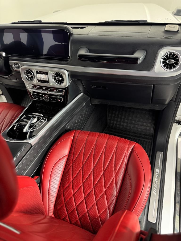 Used 2022 White Mercedes-Benz G 63 AMG® image 37