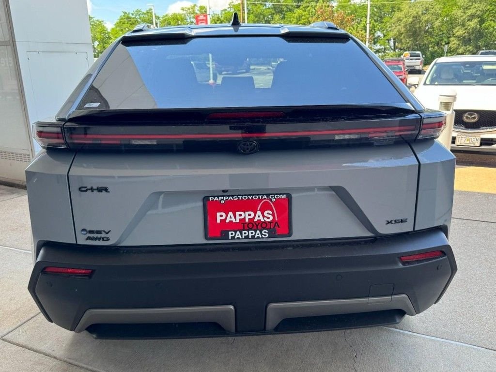 New 2026 Cement Toyota  XSE image 4