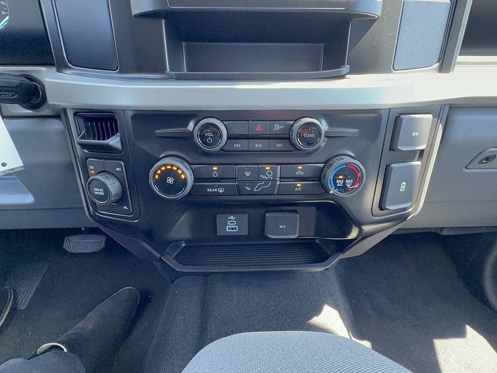 New 2026 Carbonized Gray Metallic Ford F-250® XL image 15