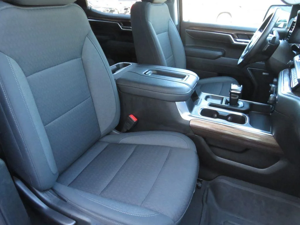 Used 2022 Cherry Red Chevrolet RST image 23