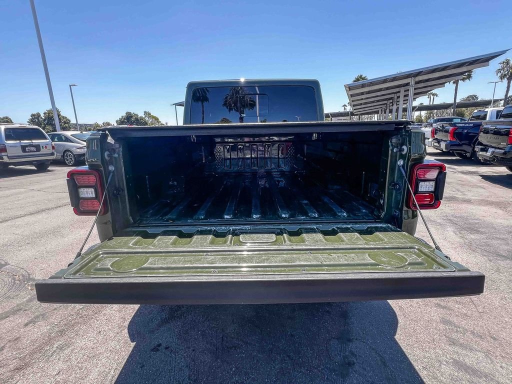 Used 2021 Green Jeep Mojave image 27