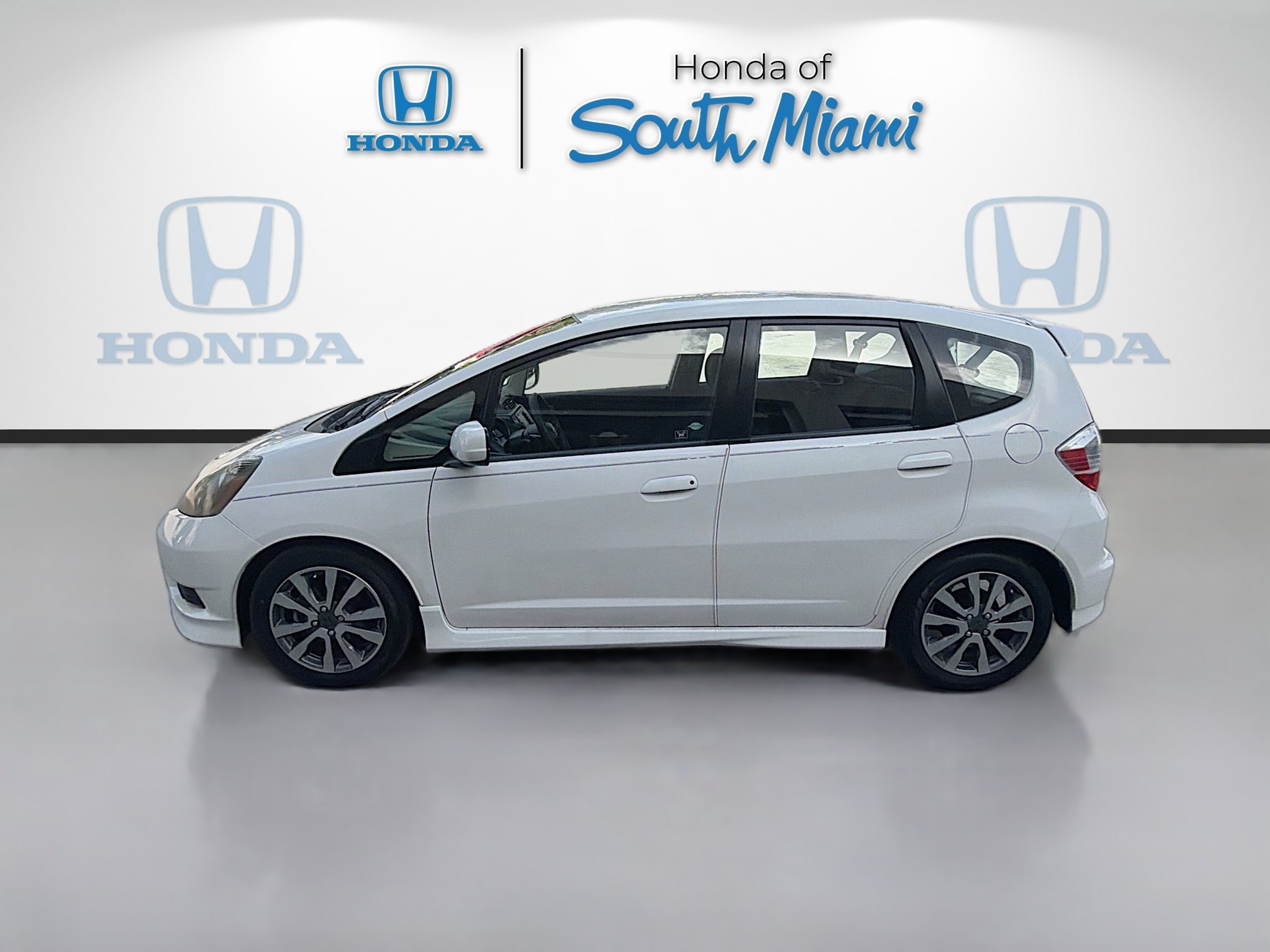 Used 2012 Taffeta White Honda Sport image 4