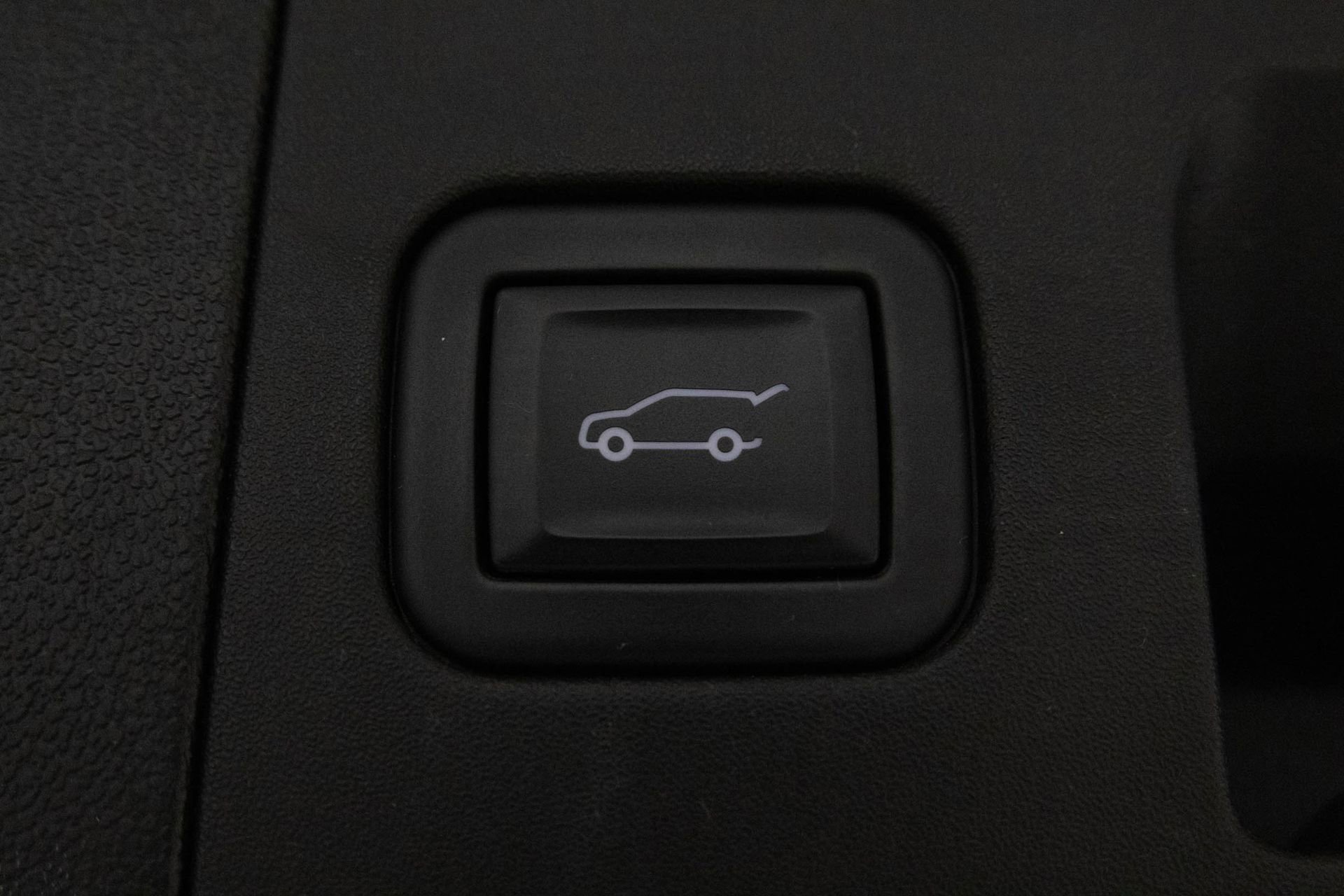 2023 CADILLAC XT5 - Image 38