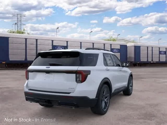 New 2026 Space White Metallic Ford ST-Line image 8