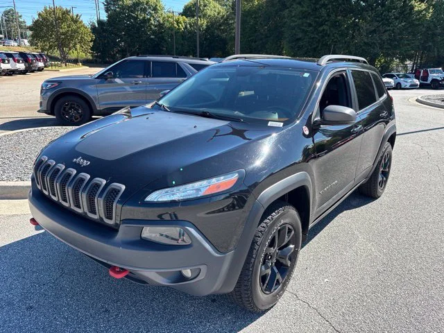 Used 2018 Black Jeep Trailhawk image 4