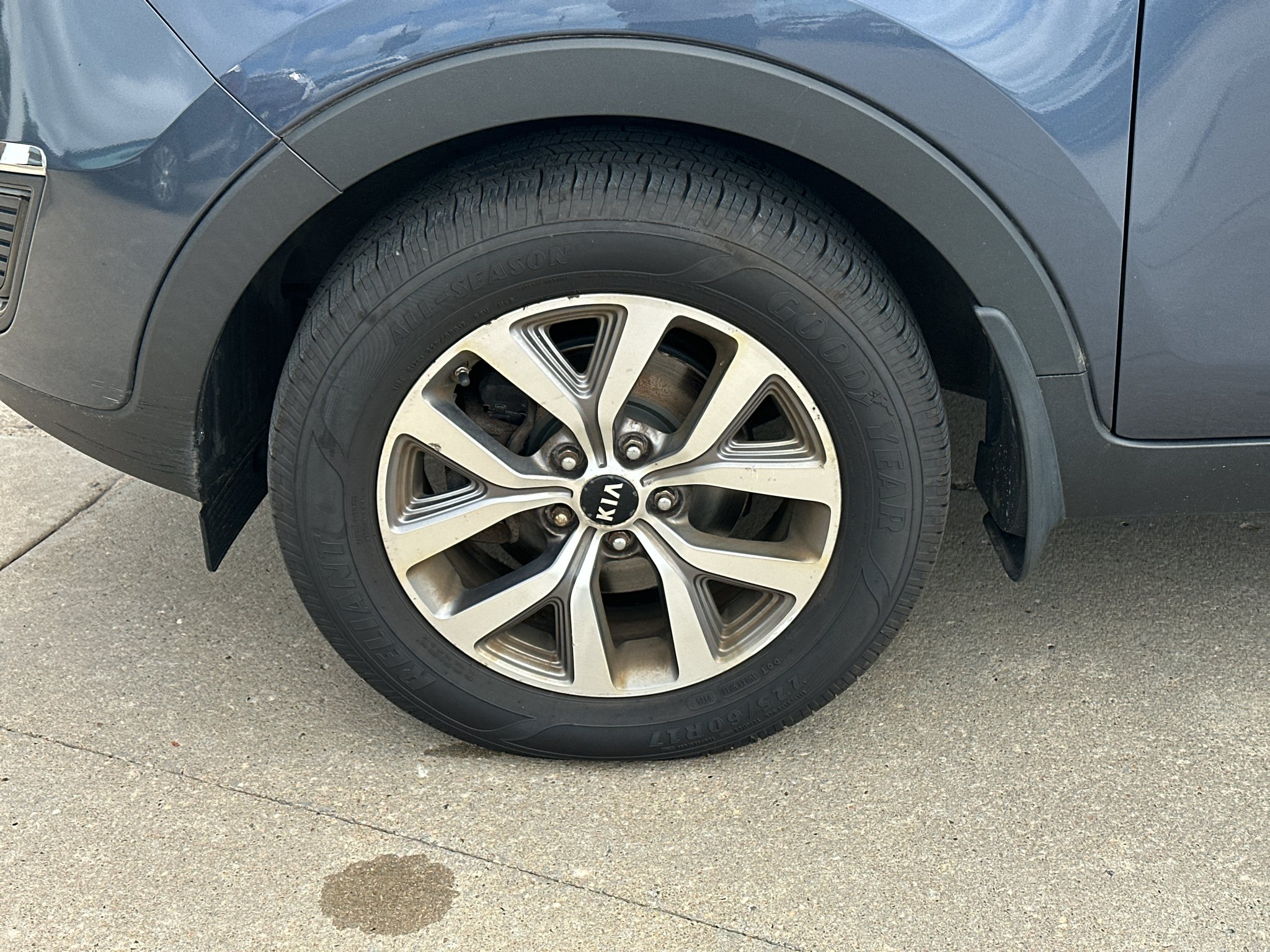 Used 2014 Twilight Blue Kia LX image 7