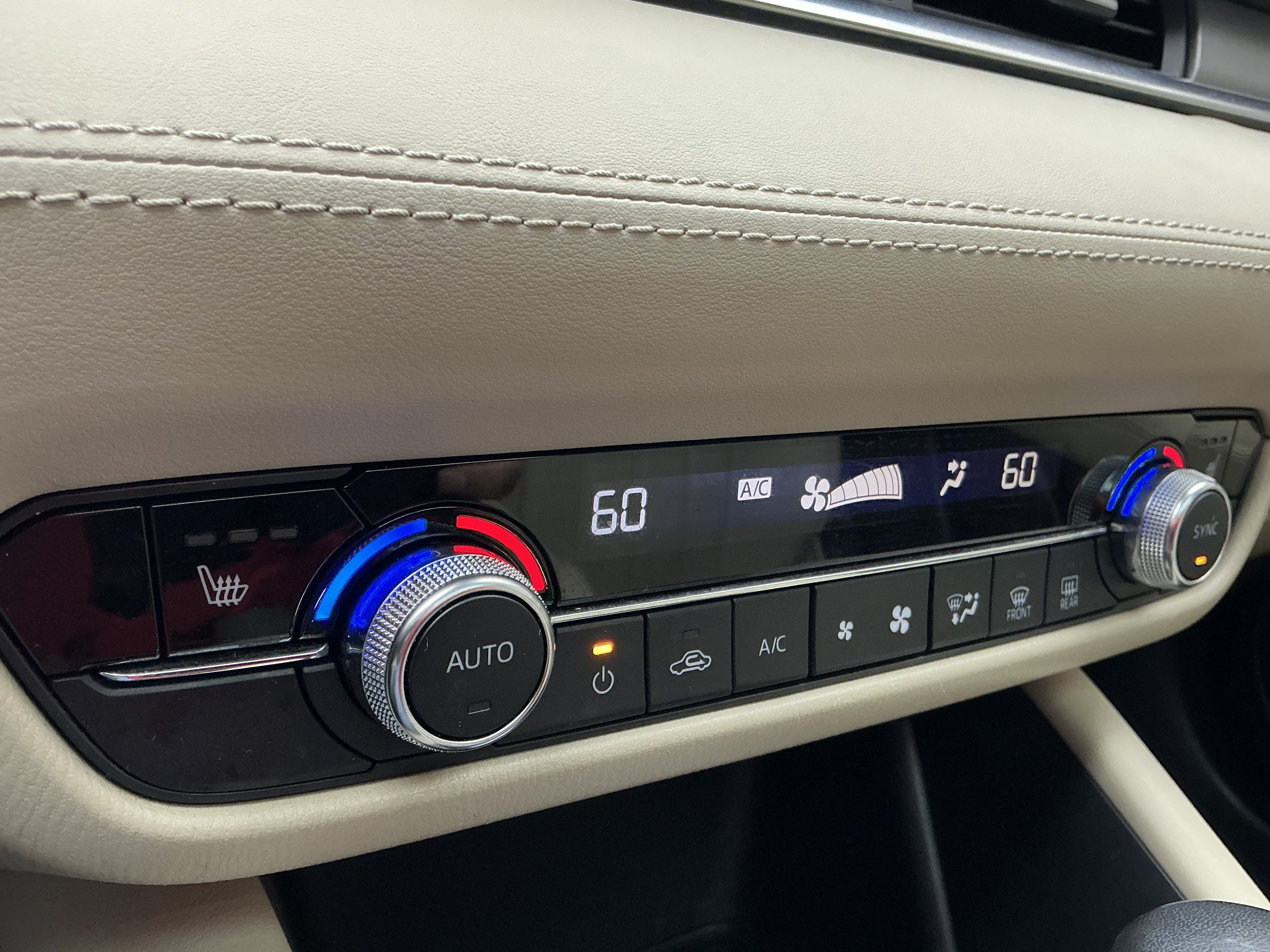 Used 2018 Soul Red Crystal Metallic Mazda Grand Touring image 12