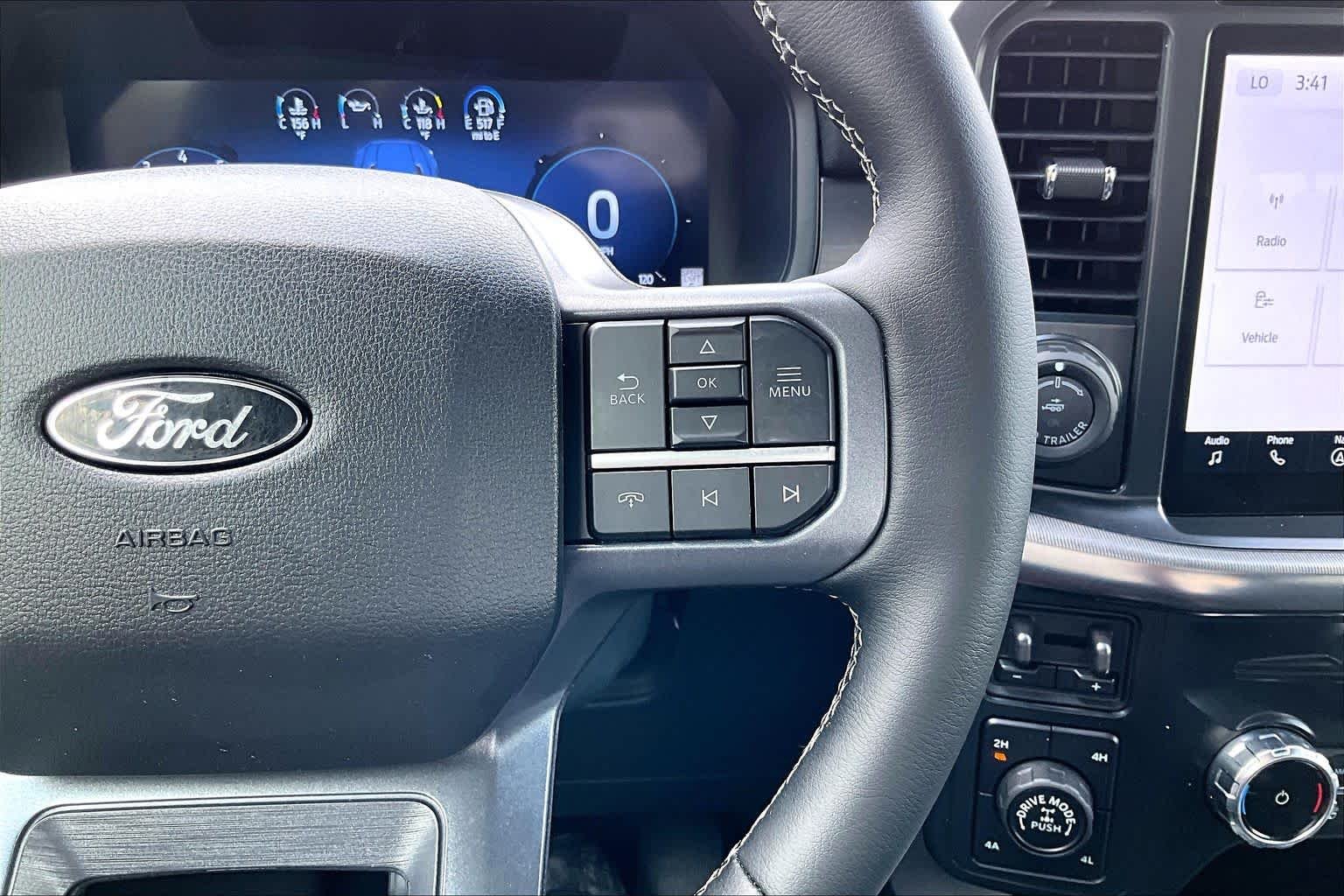 Used 2025 Oxford White Ford LARIAT image 27
