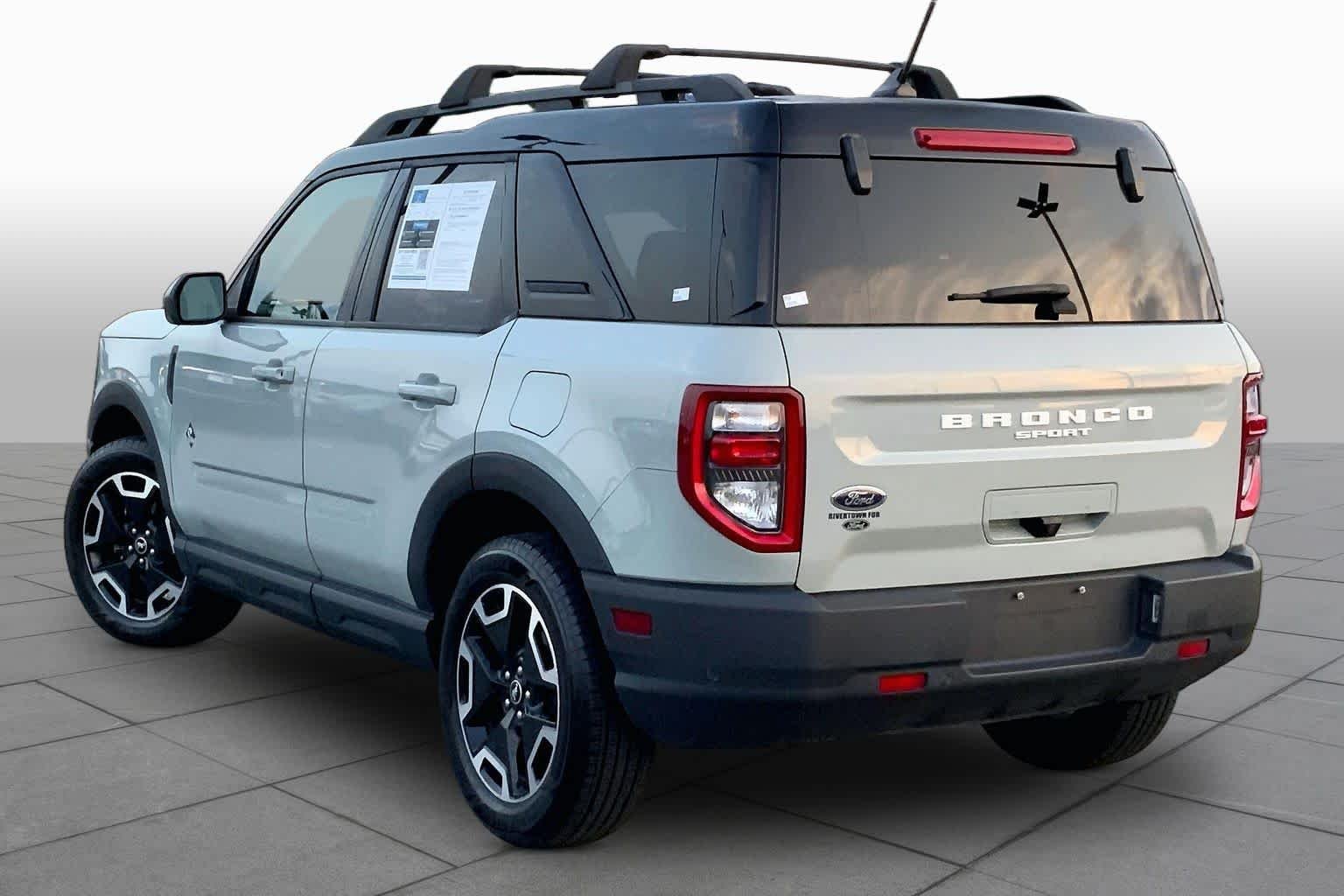 Used 2024 Cactus Gray Ford Outer Banks image 12