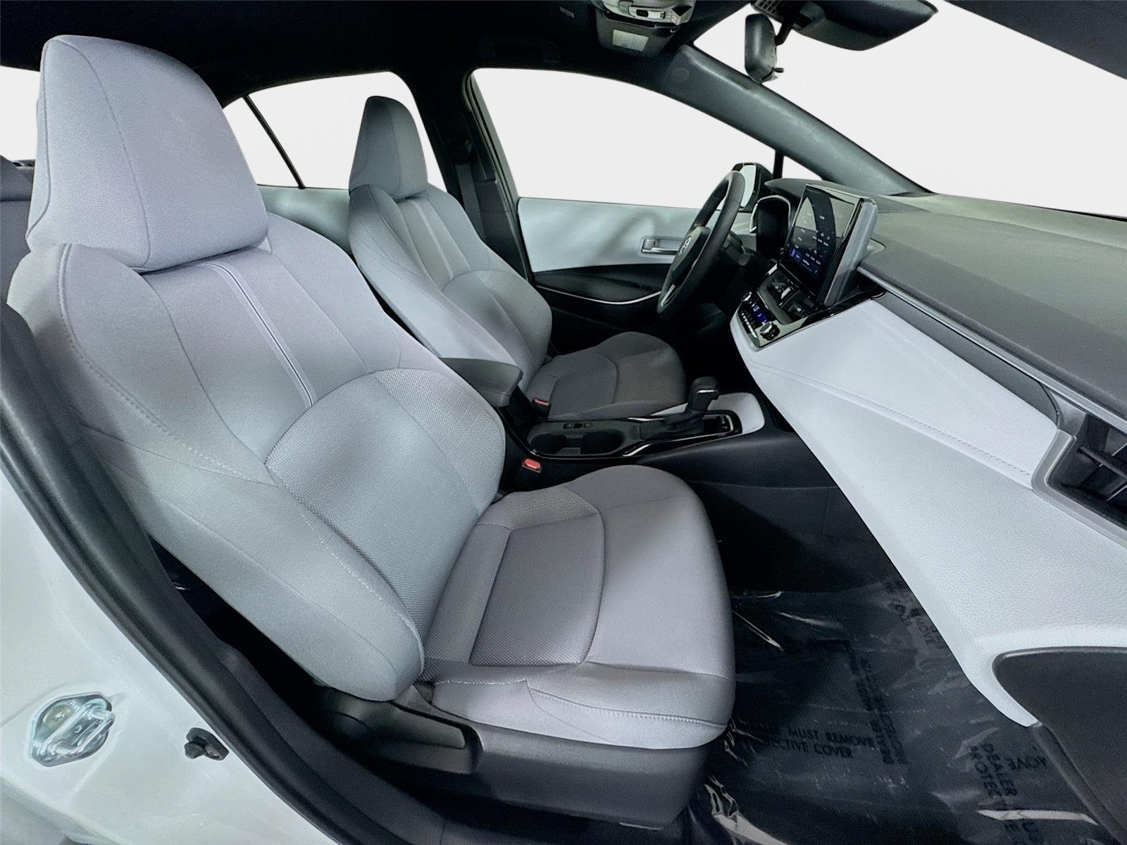 Used 2024 Ice Toyota SE image 25