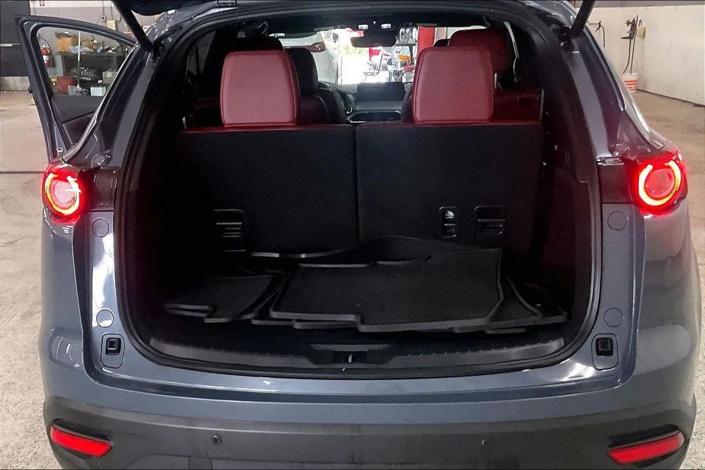 Used 2023 Gray Mazda Carbon Edition image 29