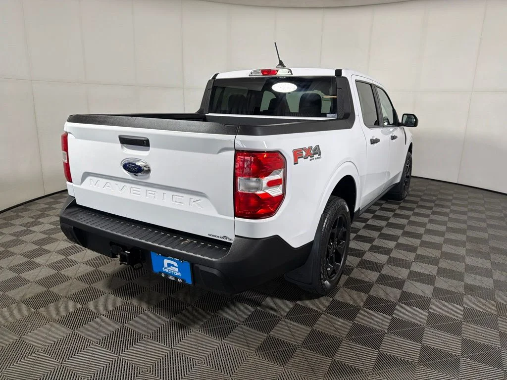Used 2024 White Ford XLT image 8
