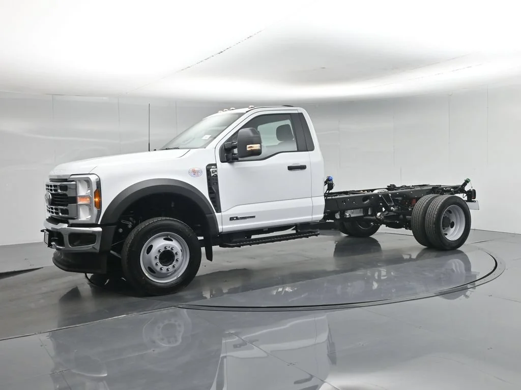 New 2026 Oxford White Ford XL image 18