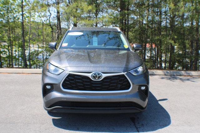 Certified Used 2024 MAGNETIC GRAY MET. Toyota  image 19