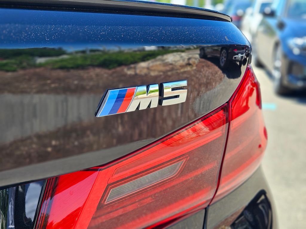 Used 2020 Black Sapphire Metallic BMW Base image 11