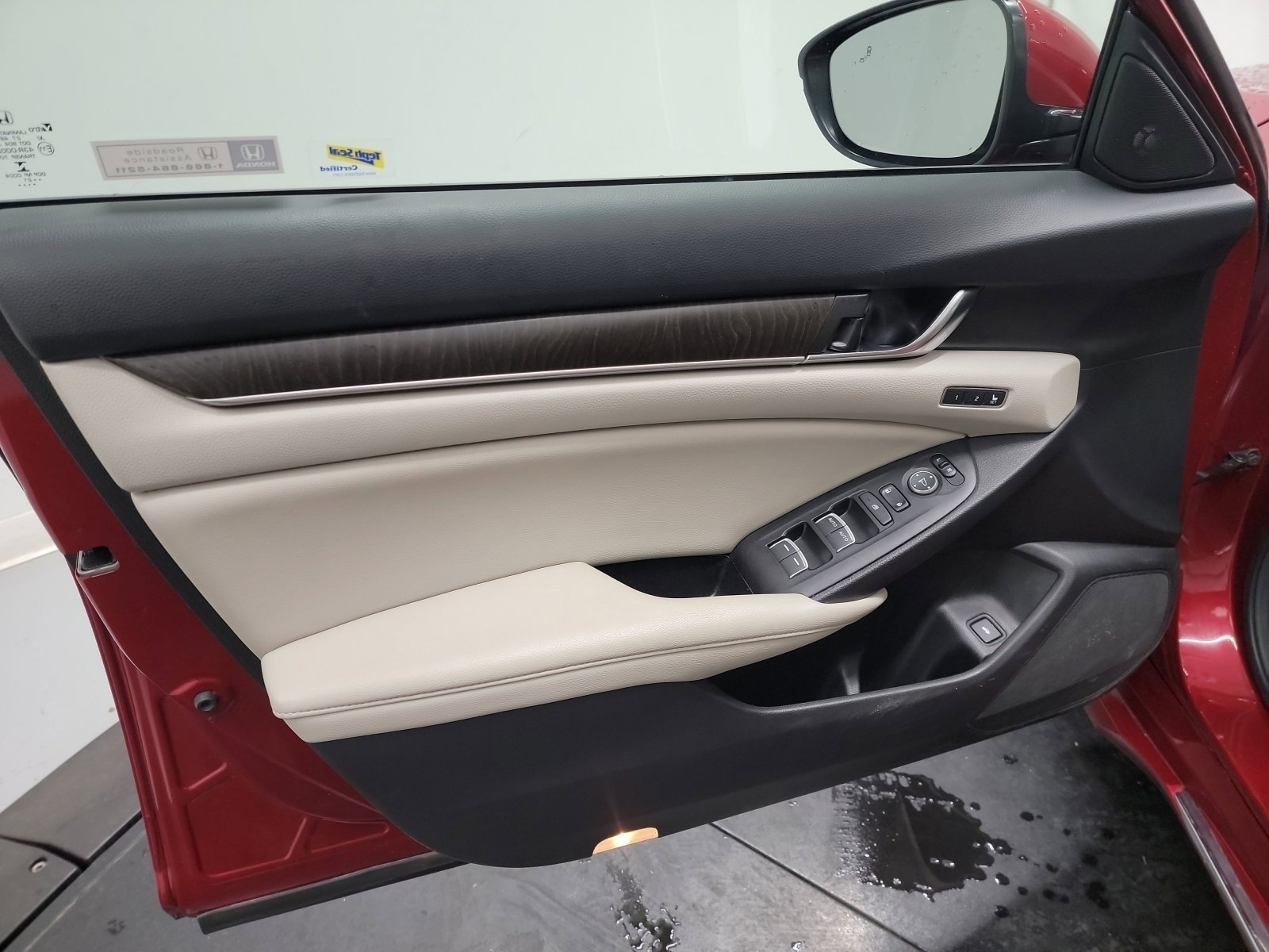 Used 2021 Radiant Red Metallic Honda EX-L image 12