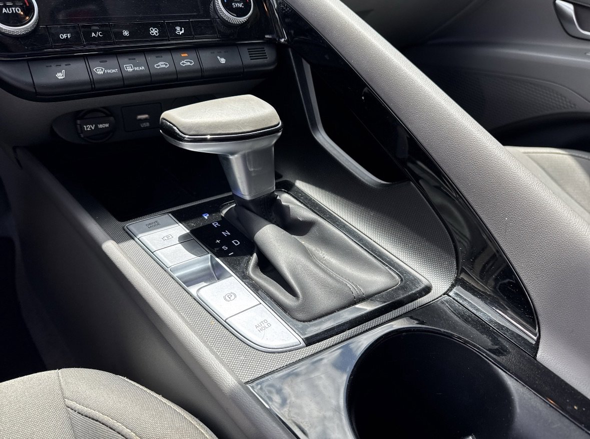 Used 2025 Ecotronic Gray Hyundai SEL Convenience image 18