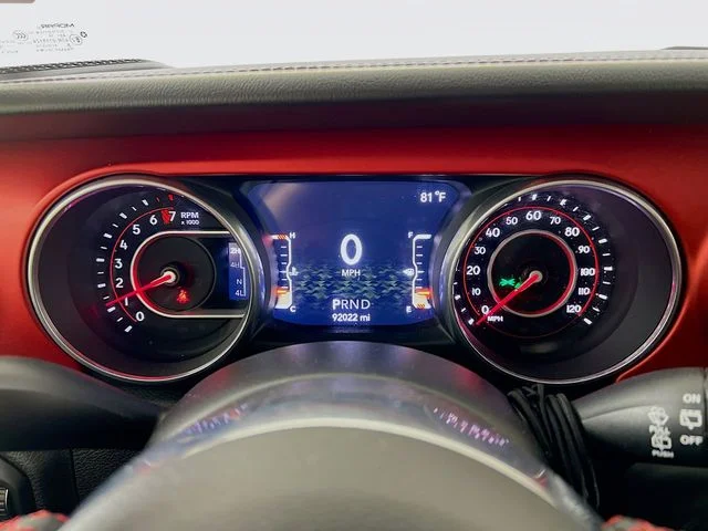 Used 2018 White Jeep Unlimited Rubicon image 14