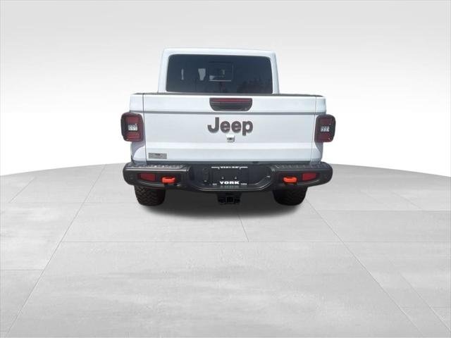 New 2026 Bright White Clear-Coat Exterior Paint Jeep Mojave image 4