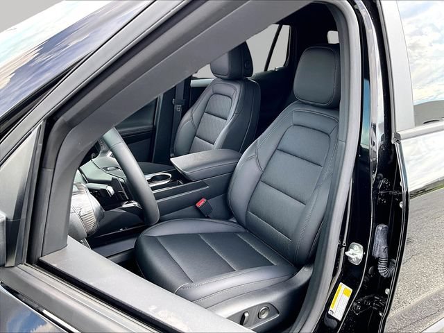 2027 Chevrolet Equinox LT - Photo 10
