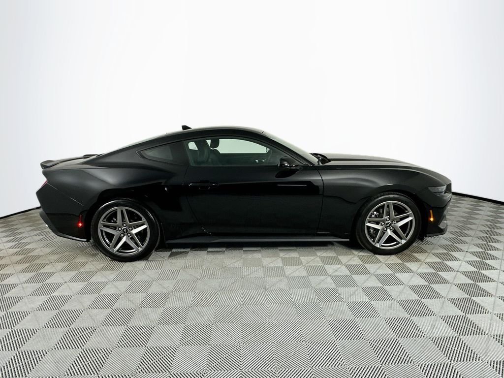 Used 2025 Black Ford EcoBoost image 8