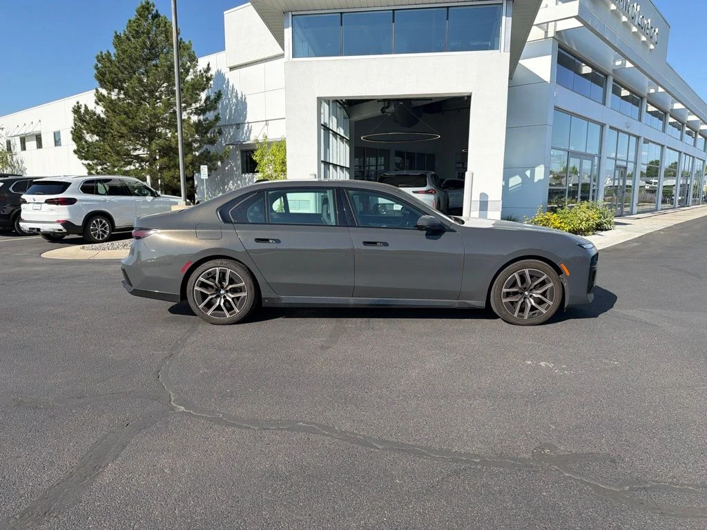 Used 2025 Gray BMW 760i xDrive image 6