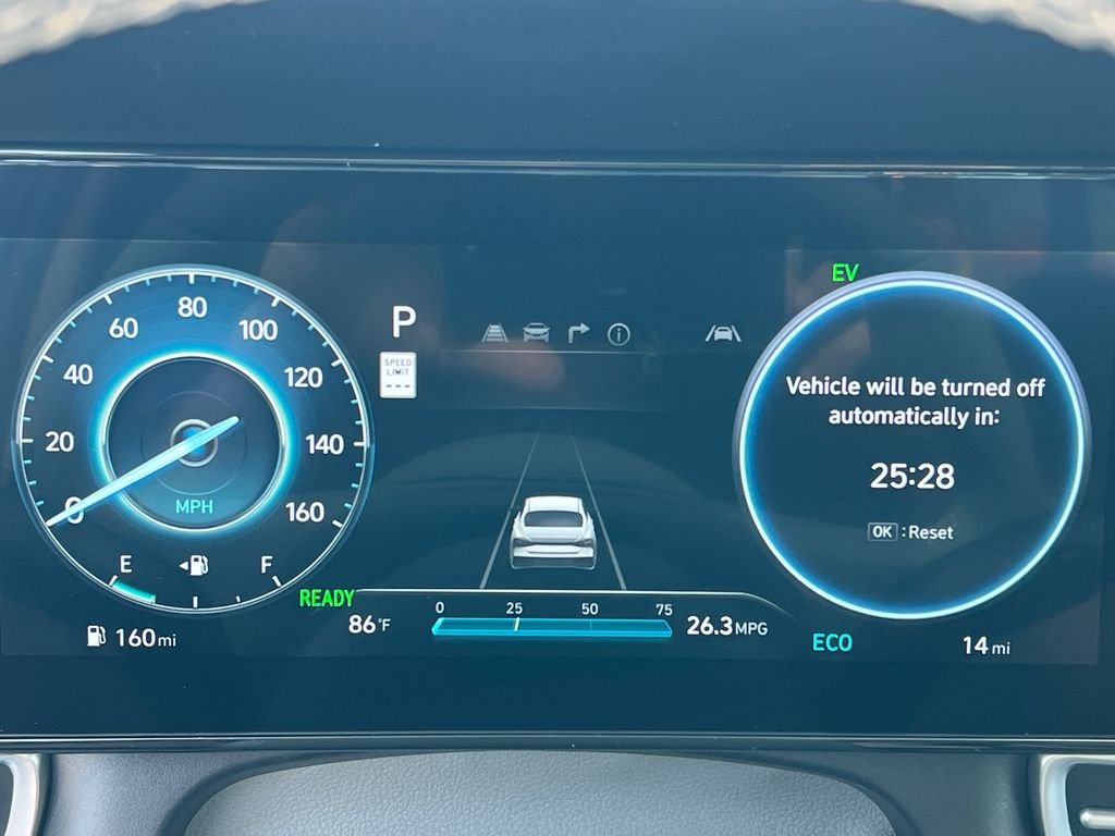 Used 2025 Silver Hyundai SEL Sport image 26