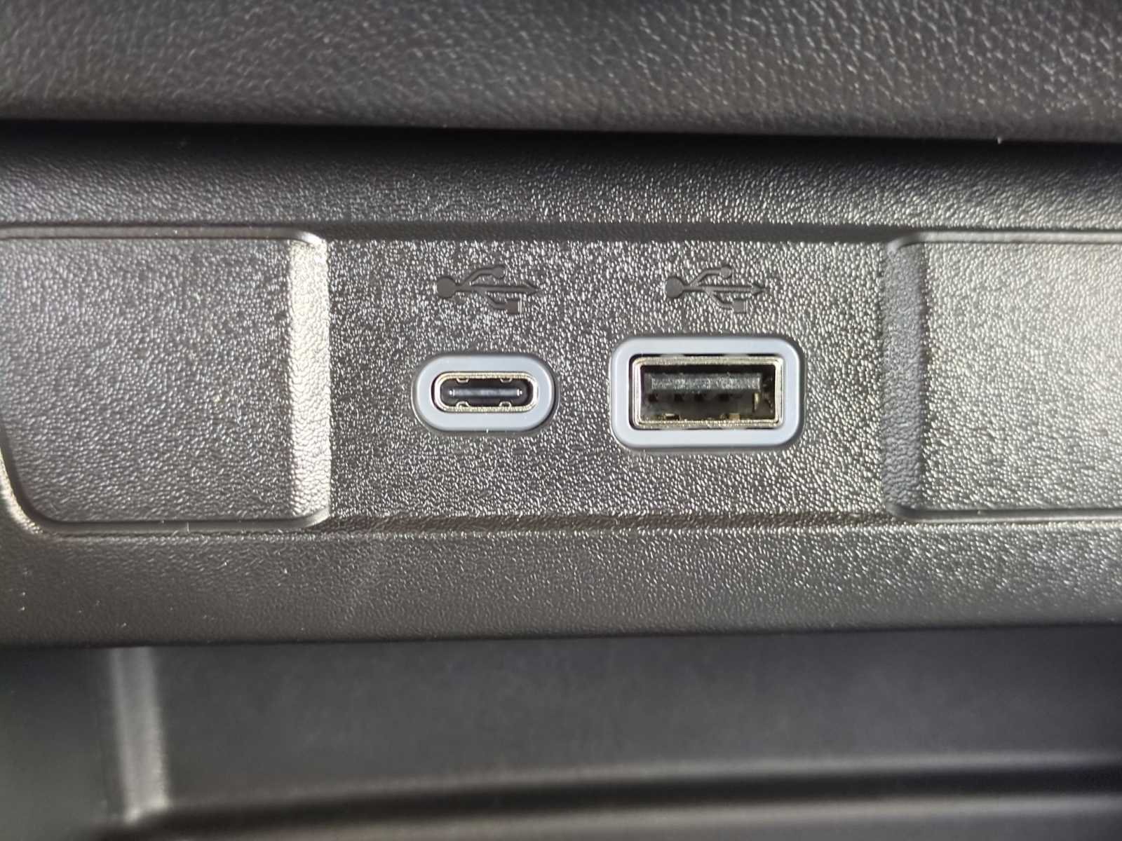 2026 Chevrolet Colorado Z71 - Photo 21