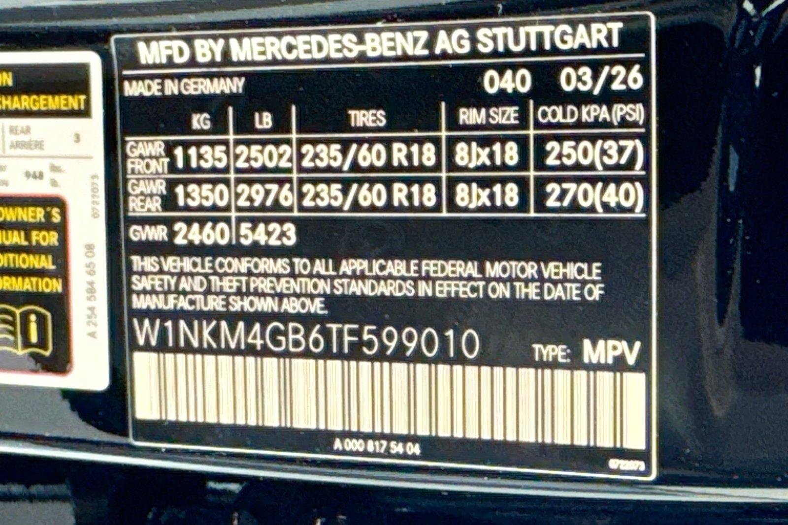 New 2026 Black Mercedes-Benz GLC 300 image 30
