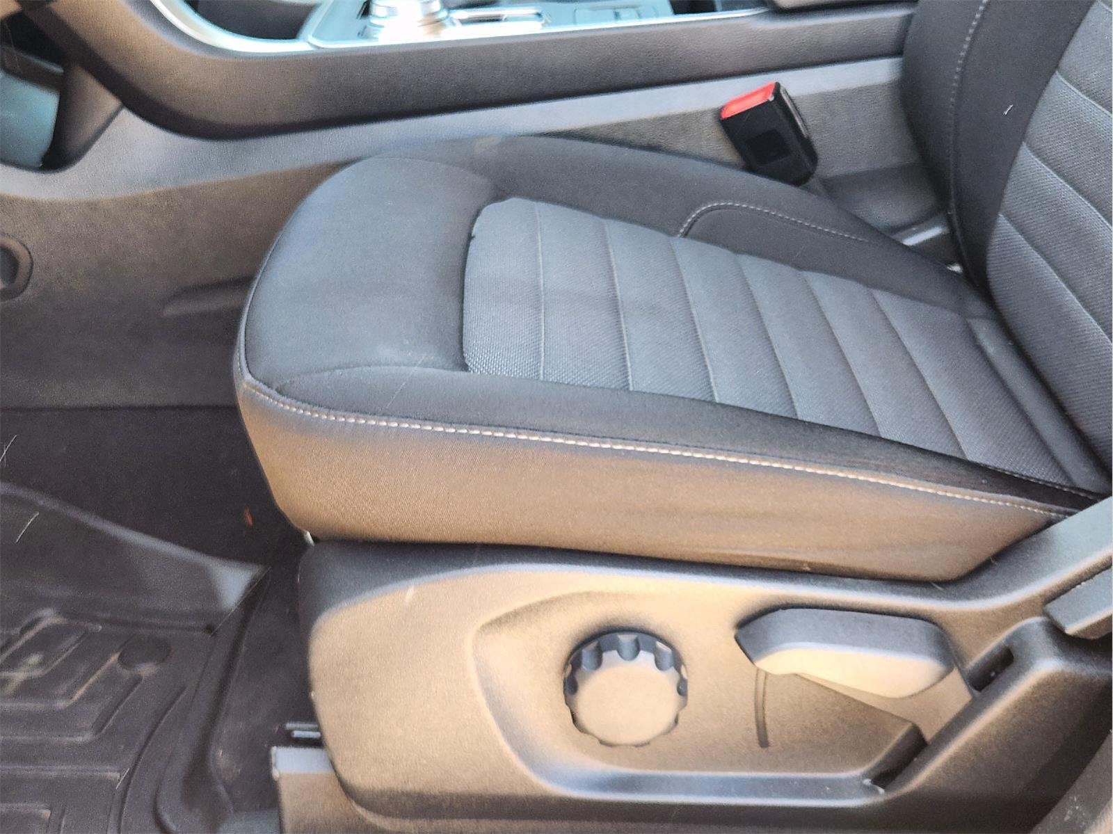 Used 2024 Stone Blue Ford SE image 22