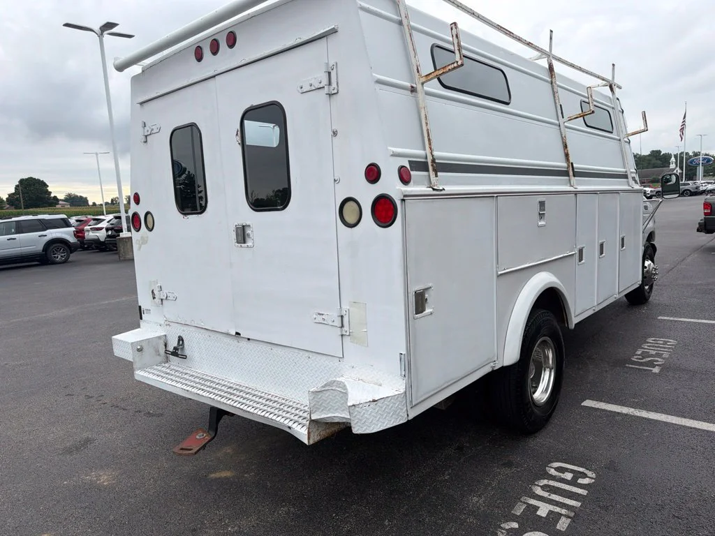 Used 2000 Oxford White Clearcoat Ford Standard image 5