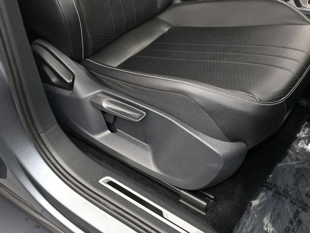 Used 2022 Gray Volkswagen 2.0T SE R-Line Black image 50