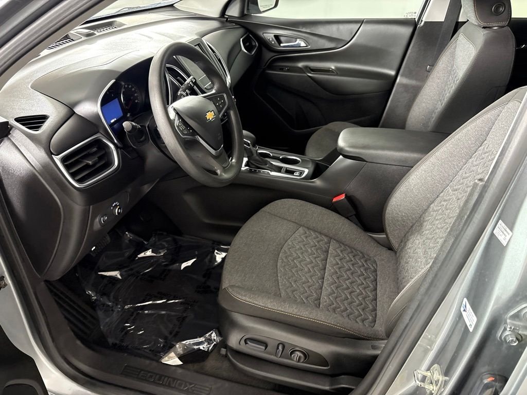 Used 2023 Gray Chevrolet LT image 24