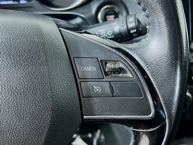 Used 2021 Gray Mitsubishi 2.0 SE image 31