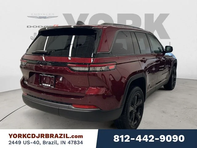 New 2026 Velvet Red Pearl-Coat Exterior Paint Jeep Limited image 5